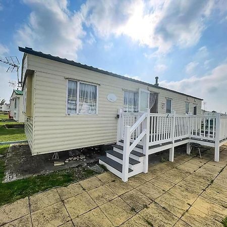Caravan For Hire At St Osyth Beach Holiday Park In Essex Ref 28107Y Clacton-on-Sea Eksteriør bilde