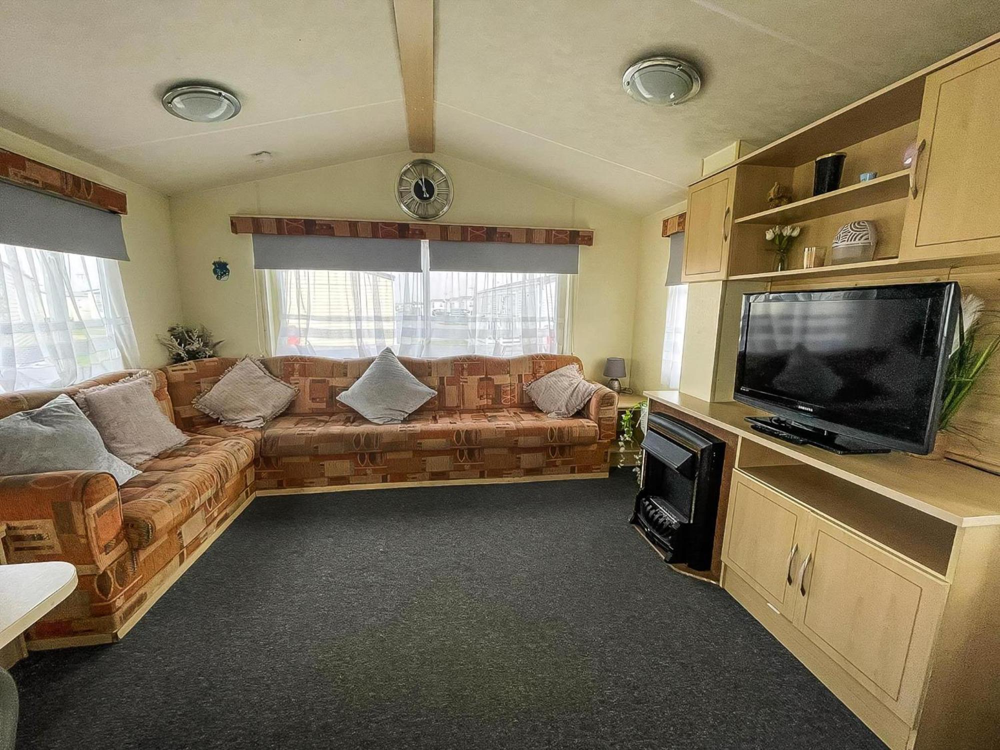 Caravan For Hire At St Osyth Beach Holiday Park In Essex Ref 28107Y Clacton-on-Sea Eksteriør bilde