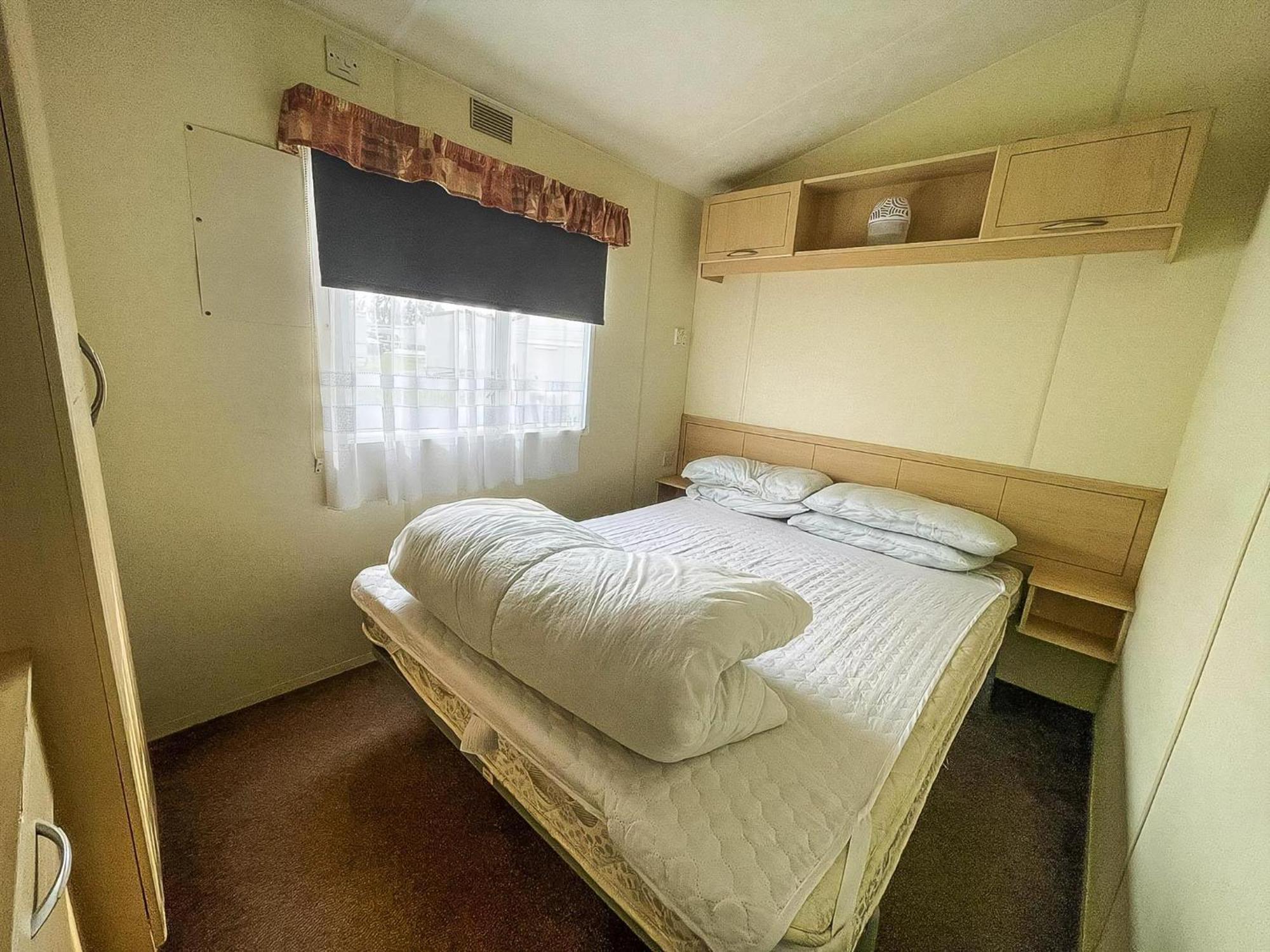 Caravan For Hire At St Osyth Beach Holiday Park In Essex Ref 28107Y Clacton-on-Sea Eksteriør bilde